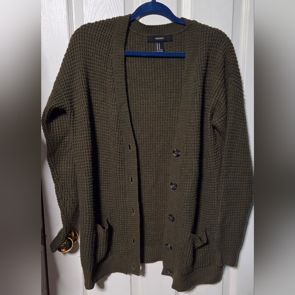 Forever 21 Men's Dark Green Cardigan - Picture 1 of 3